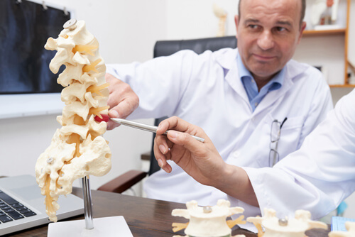 Cifoplastia y vertebroplastia